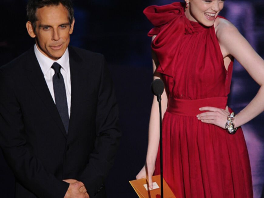 Ben Stiller und Emma Stone halten eine Laudatio