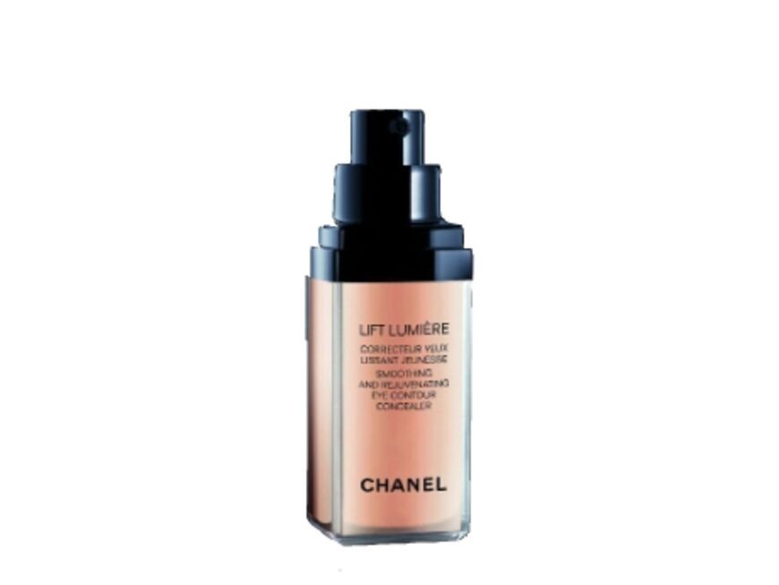 Glättet die Haut: "Lift Lumiére Correcteur Yeux Lissant Jeunesse" von Chanel, ca. 39 Euro