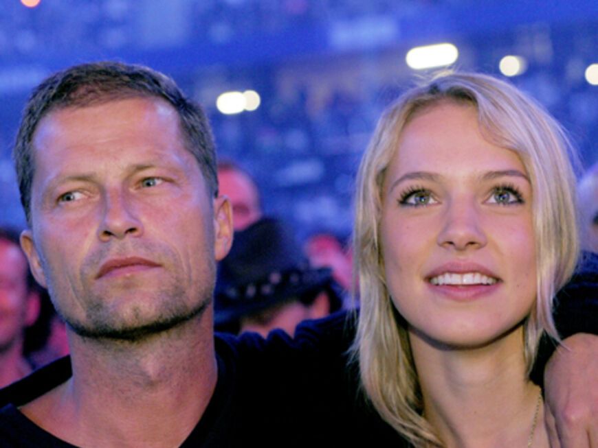 Auch Schauspieler Til Schweiger und seine Freundin SvenjaHoltmann fieberten dem Kampf entgegen