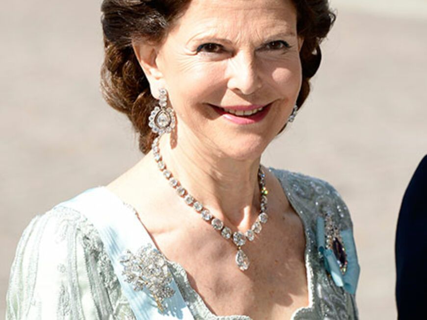 Königin Silvia von Schweden durfte bei der Trauung ihrer jüngsten Tochter natürlich nicht fehlen