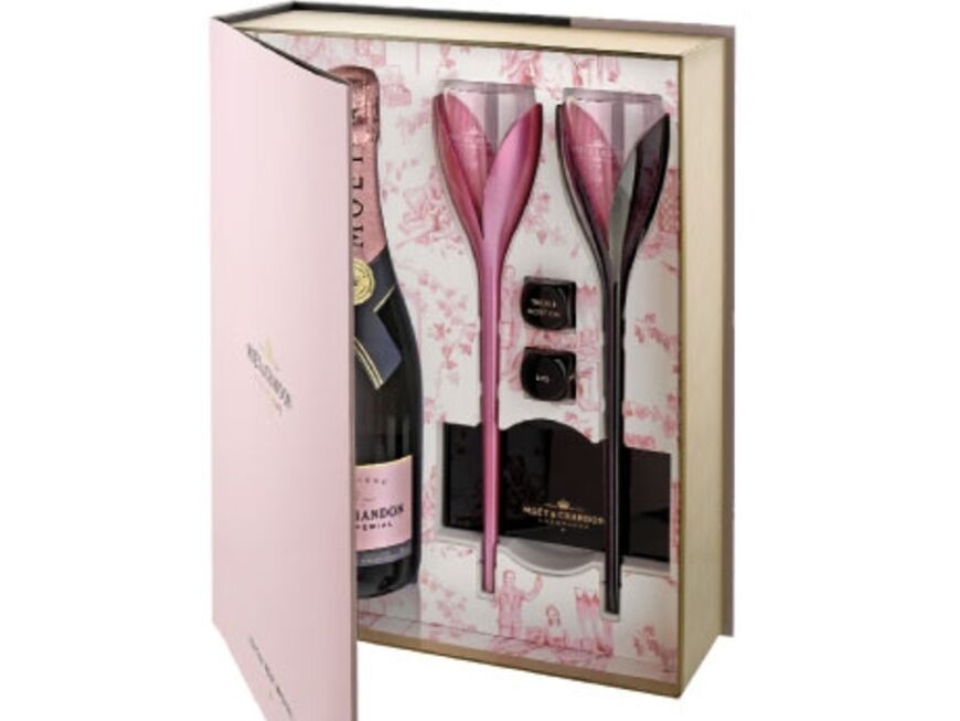 Geschenkset mit RosÃ©-Champagner und GlÃ¤sern in BlÃ¼tenform von Moët & Chandon, ca. 80 Euro  