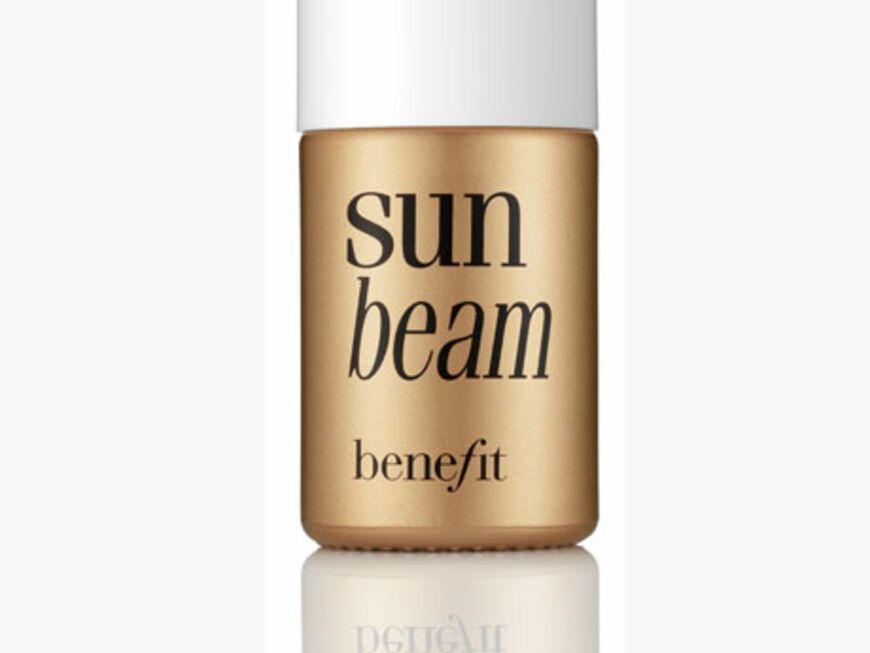 Lässt den Teint strahlen: "Sun Beam" (Highlighter) von Benefit, 13 ml, ca. 25 Euro