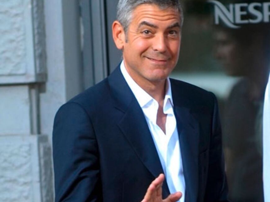 Frauenherzen schlagen höher: George Clooney dreht gerade in Mailand einen neuen Spot für die Kaffeemarke Nespresso