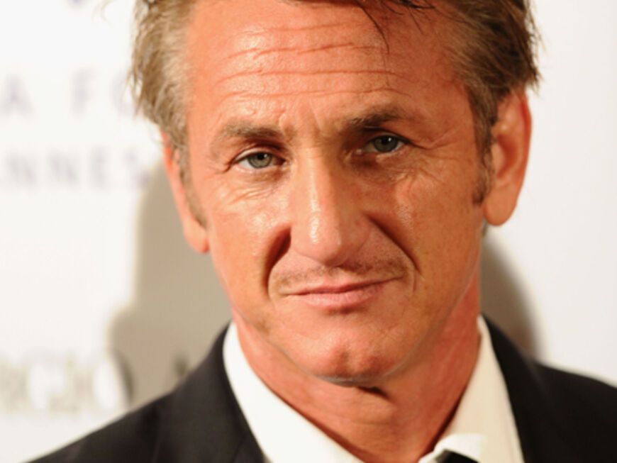 Noch ein Off-Site-Event während der Filmfestspiele in Cannes! Sean Penn lud zur "Cinema For Peace"-Veranstaltung. Auf der Gästeliste: Karolina Kurkova, Rosario Dawson, Ryan Gosling und viele mehr!
