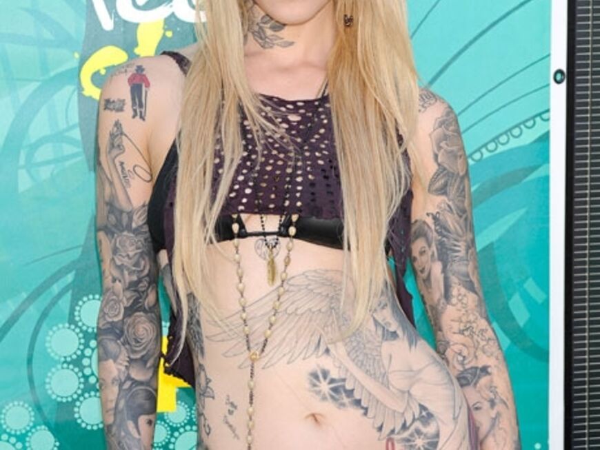 Noch eine Neu-Blondine: Tattoo-Künstlerin Kat von D. trägt ihre Haare jetzt wesentlich heller