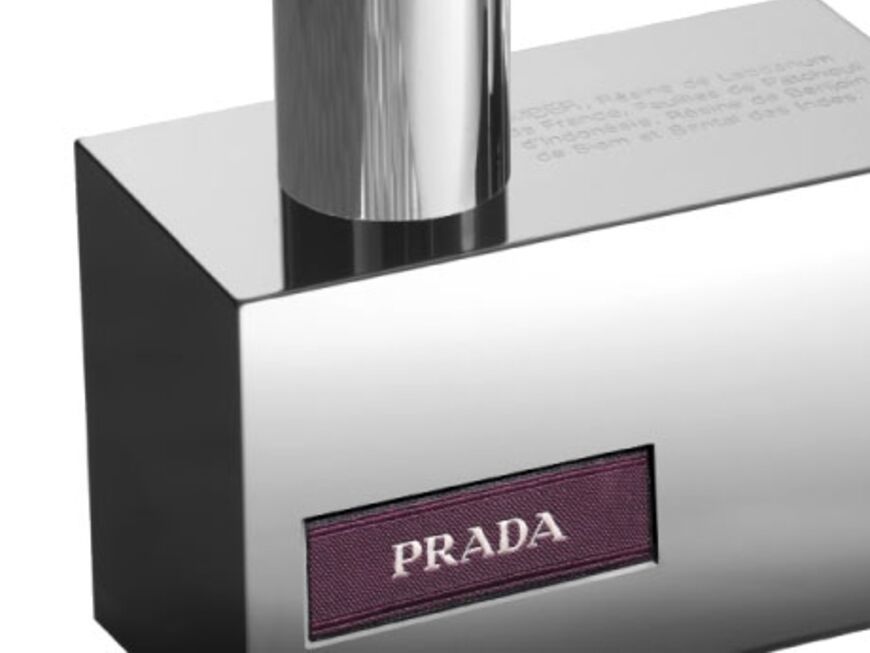 Puristisch: Eine Brise Iris: "Woman Metallic Edition" von Prada EdP, 70 ml ca. 73 Euro, limitiert