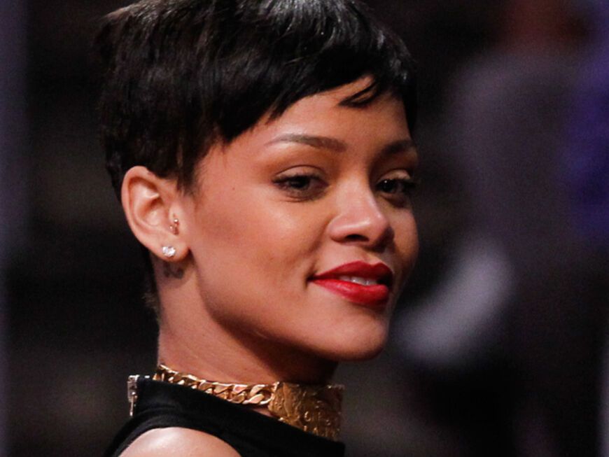 Rihanna kann wieder lächeln. Sie gibt ihrer großen Liebe eine neue Chance