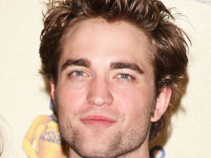 Er kann sich vor weiblichen Liebesbekundungen kaum retten: Robert Pattinson