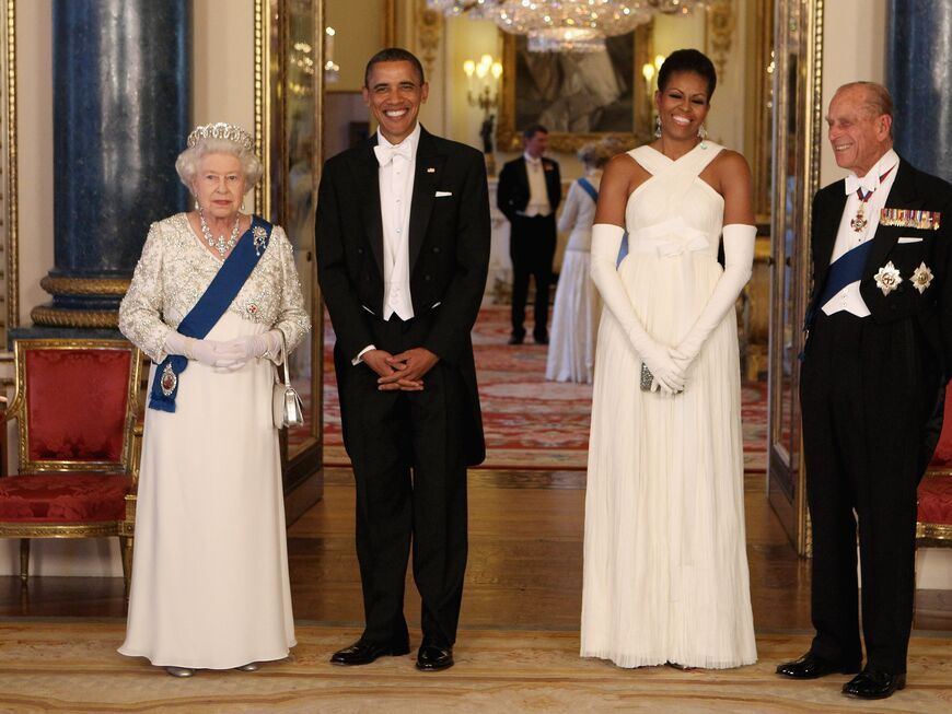 Die Kleiderfarbe haben Michelle und die Queen wohl aufeinander abgestimmt