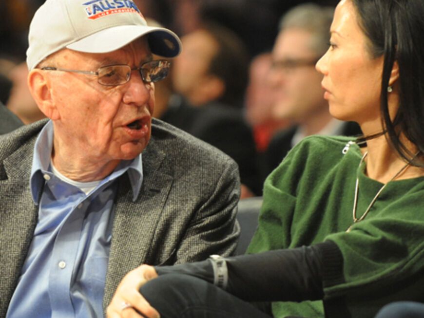 Medien-Mogul Rupert Murdoch kam mit seiner Frau Wendy Deng﻿