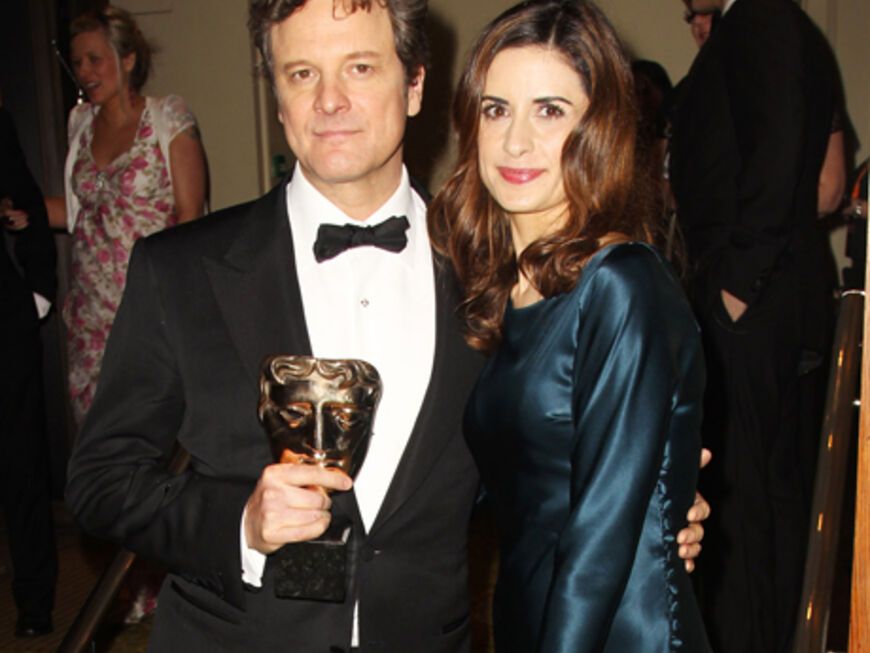 Er räumt derzeit alle Preise ab und hofft ganz stark auf einen Oscar: Colin Firth. Seine hübsche Ehefrau Livia Giuggioli gratuliert