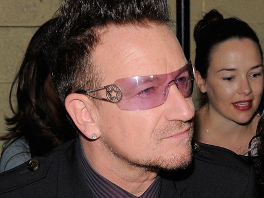 Sänger Bono saß bei "Edun" in der ersten Reihe