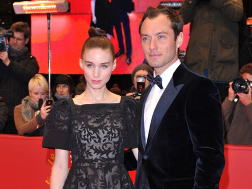 Tag 6 der Berlinale: Die Hollywood-Stars geben sich in der Hauptstadt die Klinke in die Hand: Rooney Mara und Jude Law präsentierten am Dienstagabend, 13. Februar 2013, ihren neuen Film "Side Effects" (dt. "Nebenwirkungen"), ein Pharmathriller