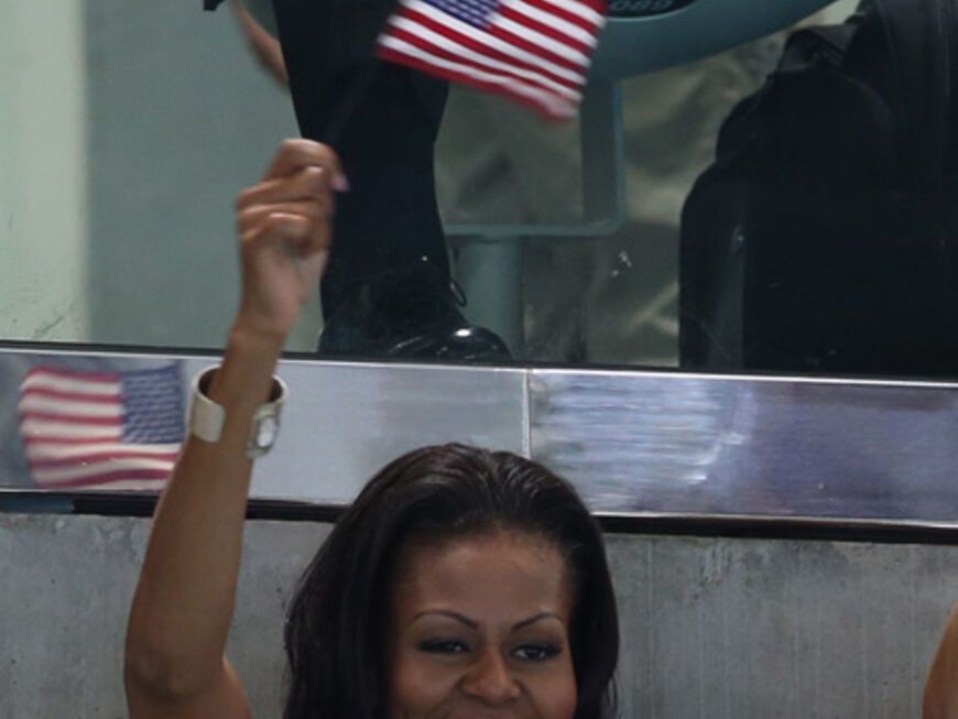 Sie feuert - natürlich - die USA an: Amerikas First Lady Michelle Obama in London