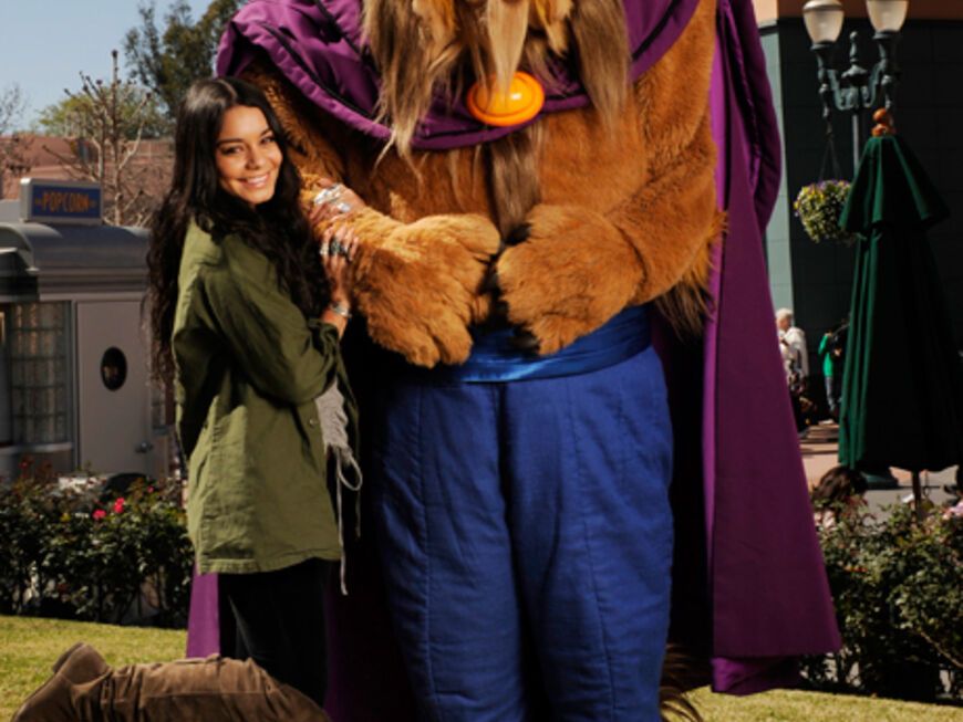 Die Schöne und das Biest: Disney-Star Vanessa Hudgens mit der beliebten Disney-Figur