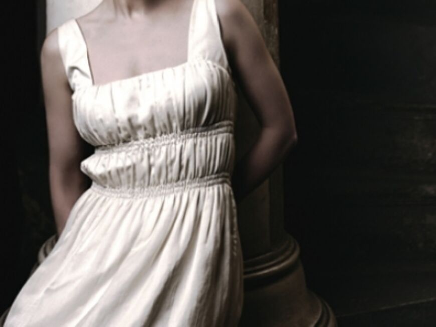 40er-Jahre: Knielanges Kleid von TONI GARD, ca. 290 Euro