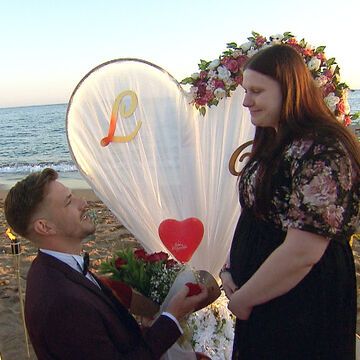 Die Wollnys: Tim macht Lavinia einen romantischen Heiratsantrag am Strand