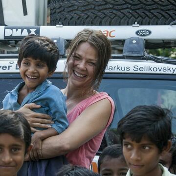 OK!-Chefreporterin Edith ging mit Jessica Schwarz auf Indien-Tour: eine unvergessliche Reise, die berührt. Die Kinder scharten sich immer um Jessica