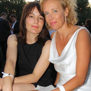 Schauspielerinnen Nicolette Krebitz und Katja Riemann feiern gemeinsam das Produzentenfest im Haus der Kulturen