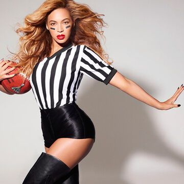 Am 2. März 2013 feiert Beyoncé Knowles ihr musikalisches Comeback. Nach der Geburt von Tochter Blue Ivy im Januar 2012 erfüllte sie ihre Mutterpflichten - beim großen Superbowl gehts erstmals wieder zurück auf die Bühne. Hier gibt's die Bilder zu den Proben!