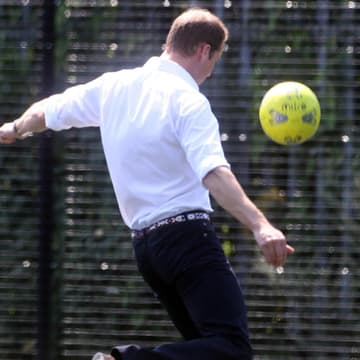 Prinz William ist nicht nur ein großer Fußball-Fan - sondern kann auch selbst gut Tore schießen