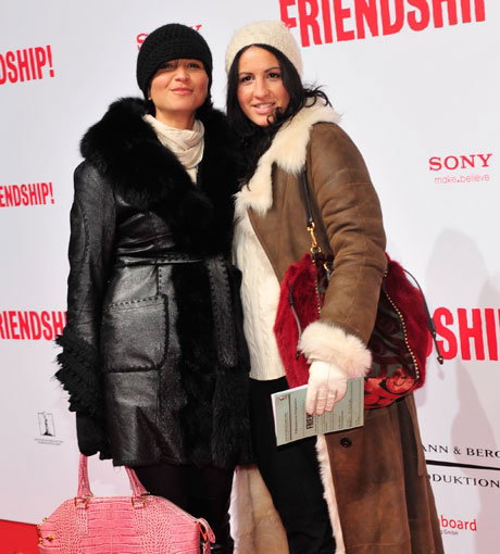 Minu Barati Fischer Ist Ofters Friendship Premiere Ok