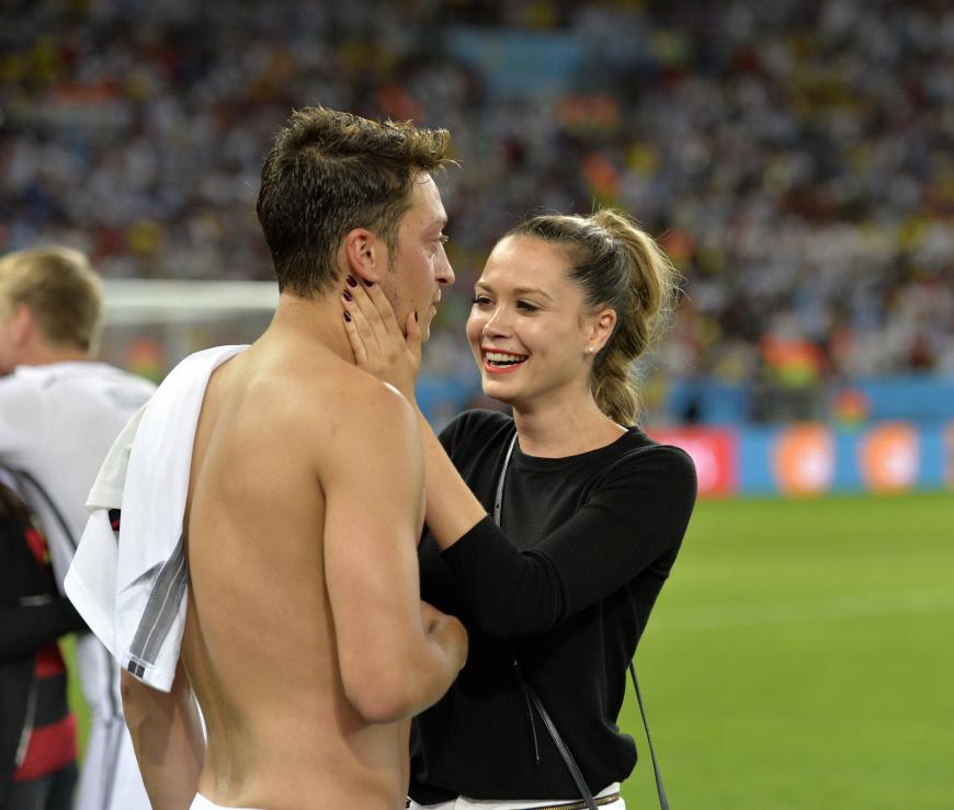 Liebes Comeback Mandy Capristo Gibt Mesut Ozil Eine Zweite Chance Ok Magazin