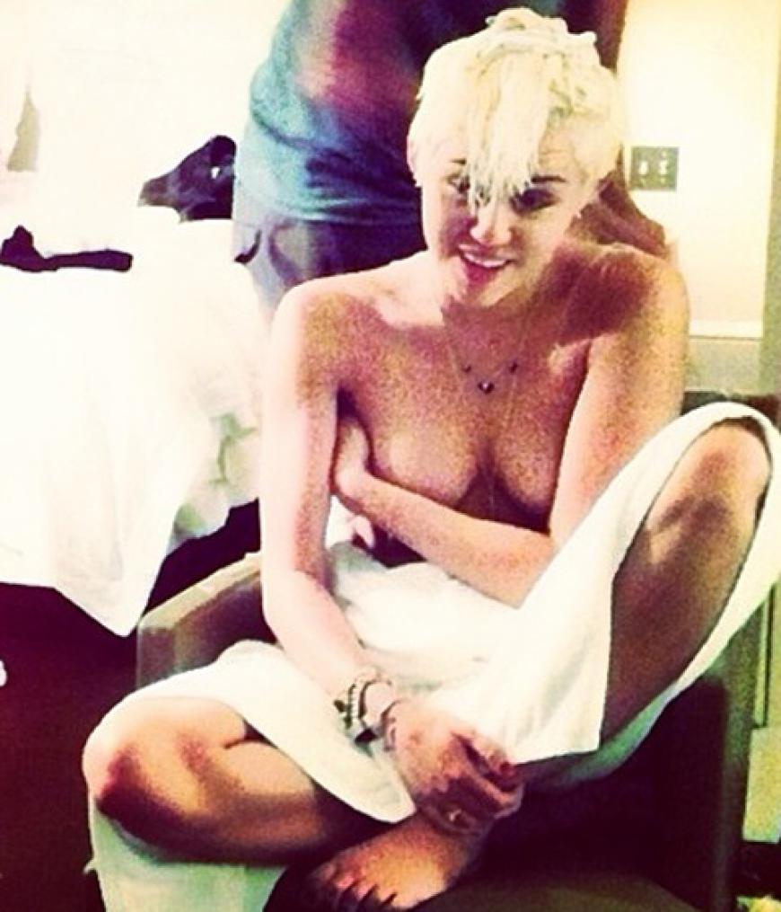 Miley Cyrus Zeigt Gerne Was Nackte Stars Im Netz Ok Magazin