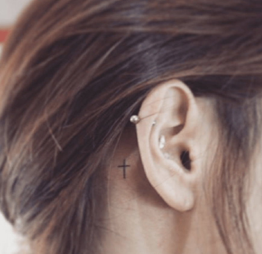 Mini Kreuz Hinter Dem Ohr Klein Aber Fein Die Sussesten