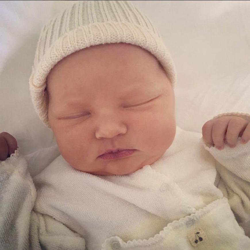 Das Baby Ist Da Grey S Anatomy Star Jessica Capshaw Zeigt Ihre Susse Tochter Ok Magazin