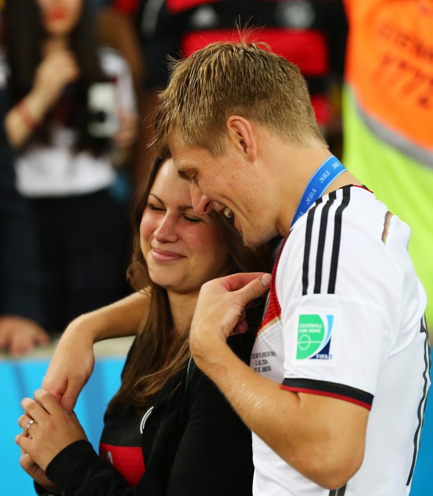 Aww Toni Kroos Macht Seiner Frau Jessica Diese Susse Liebeserklarung Ok Magazin