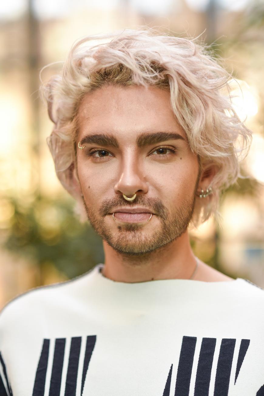 Omg Tokio Hotel Bill Kaulitz Tragt Jetzt Pinke Haare Ok Magazin