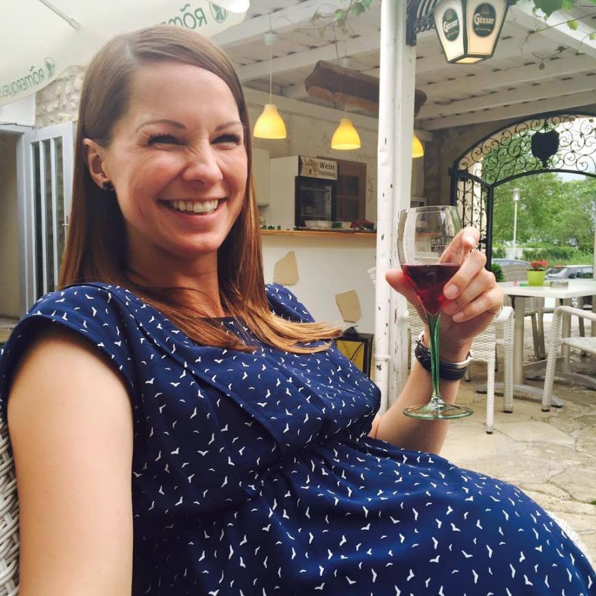 Noch Vor Ein Paar Wochen Postete Baby Da Christina Sturmer Ist Zum Ersten Mal Mama Geworden Ok Magazin