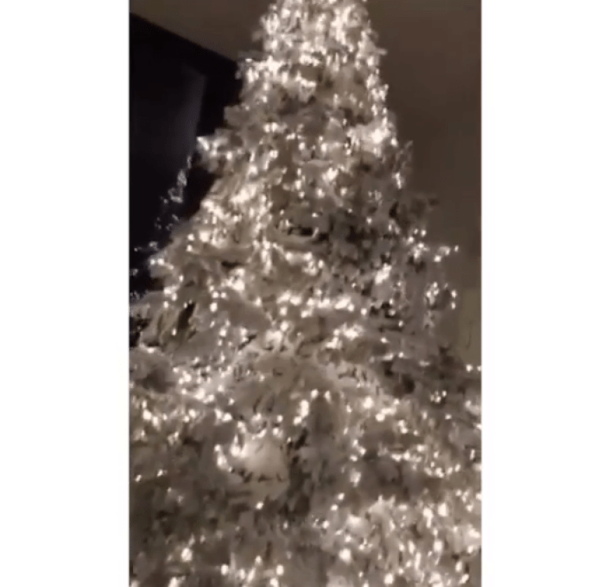 Crazy Weihnachten So Dekadent Hat Kim Kardashian Ihre Villa