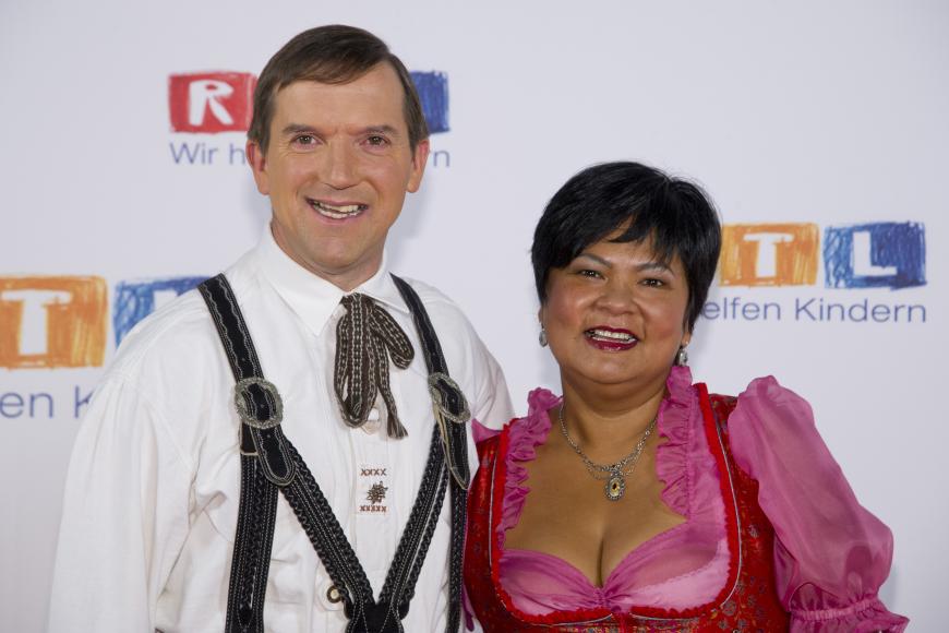 Bauer Sucht Frau Narumol Sollte Vierlinge Bekommen Ok Magazin