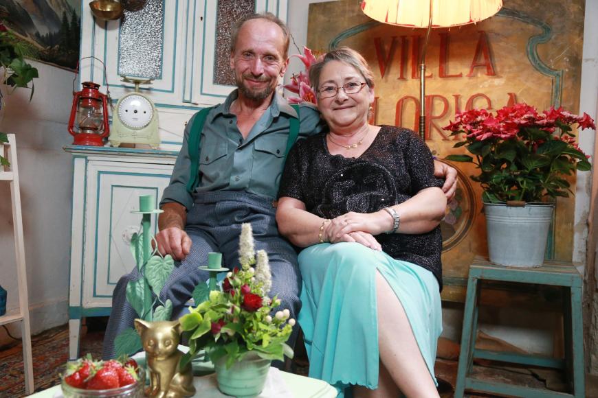 Die Bsf Kandidatin Nahm 2015 Schock Bauer Sucht Frau Kandidatin Elke Ist Gestorben Ok Magazin