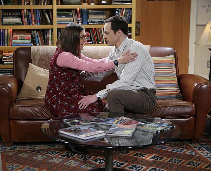 The Big Bang Theory Endlich Sheldon Macht Amy Einen Heiratsantrag On the series finale of the big bang theory, leonard and penny are expecting, amy and sheldon win the nobel prize, amy gets a makeover, and more. the big bang theory endlich sheldon