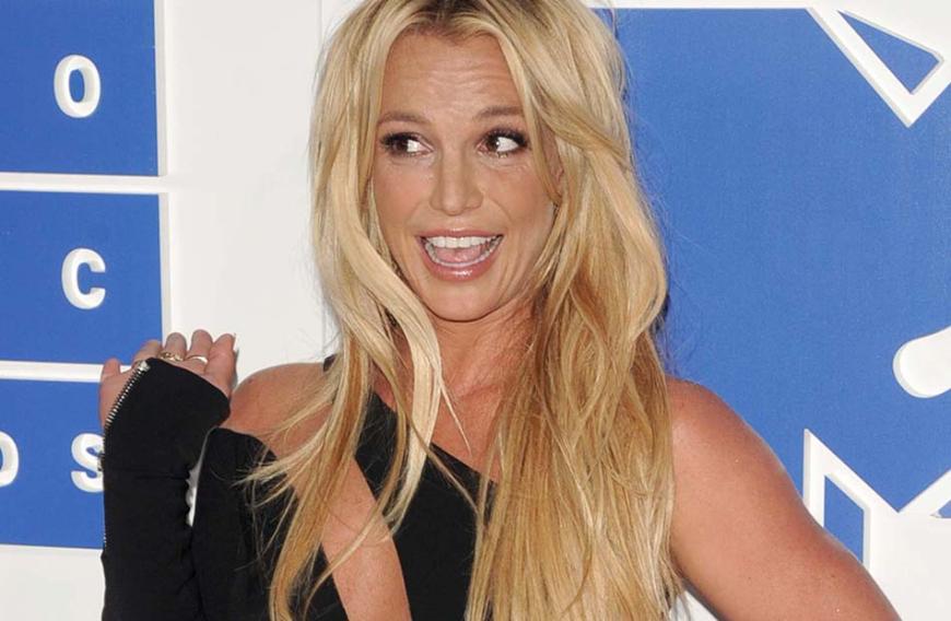 Britney Spears Oben Ohne Bei Instagram