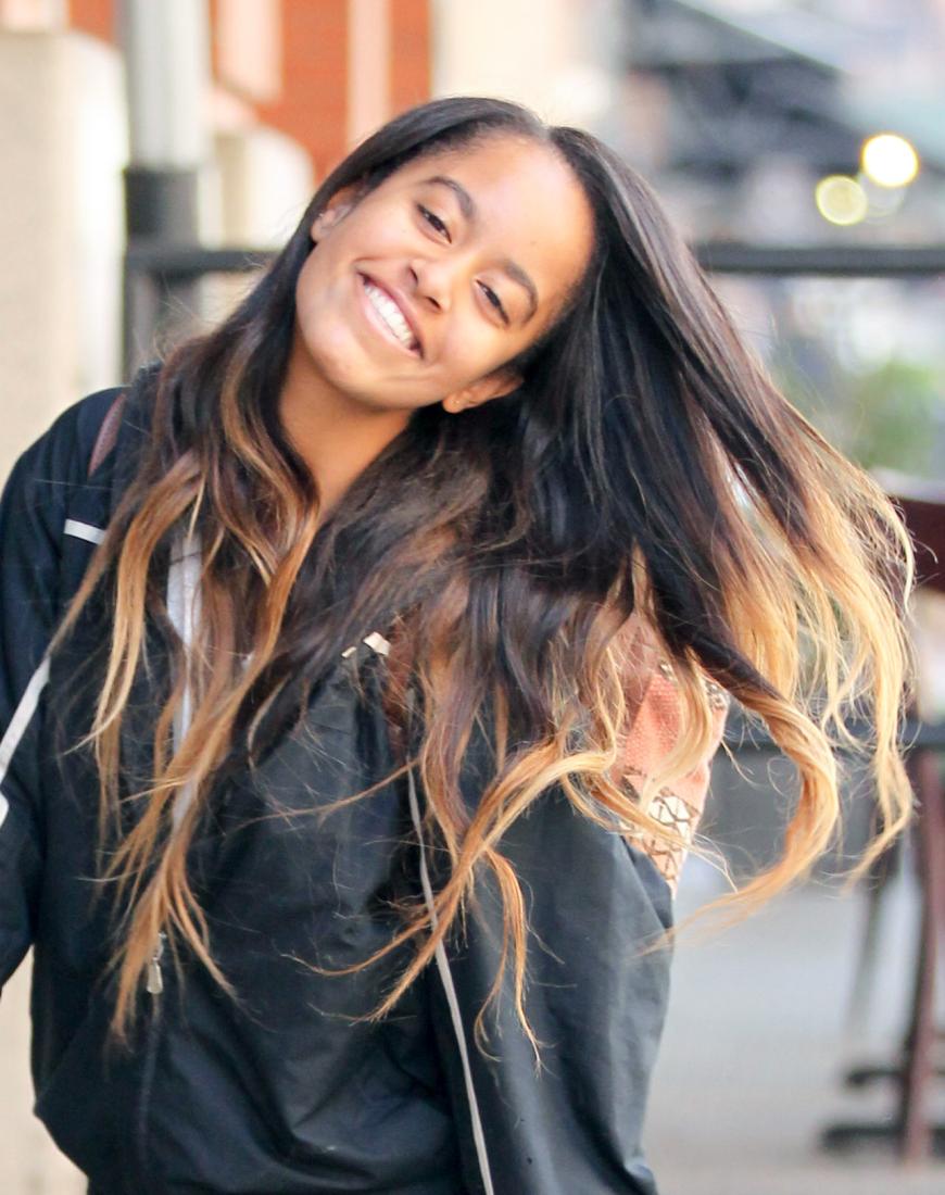 Malia Obama Wild Knutschend Und Mit Kippe Erwischt