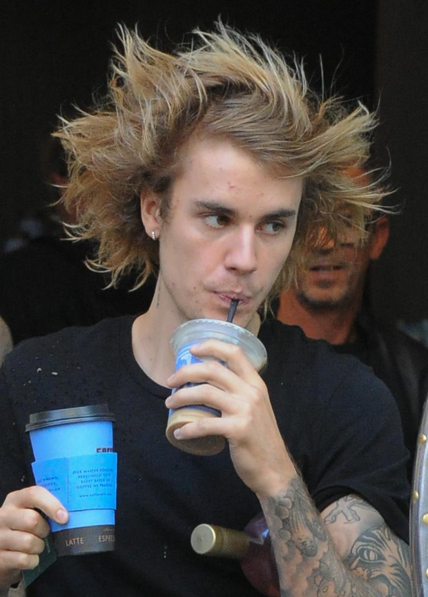 Justin Bieber Schockt Mit Glatze