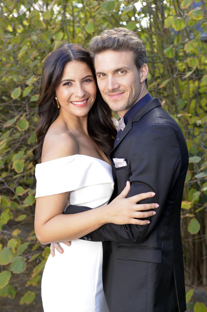 Tom Beck Nackt Seine Freundin Chryssanthi Kavazi Braucht Humor