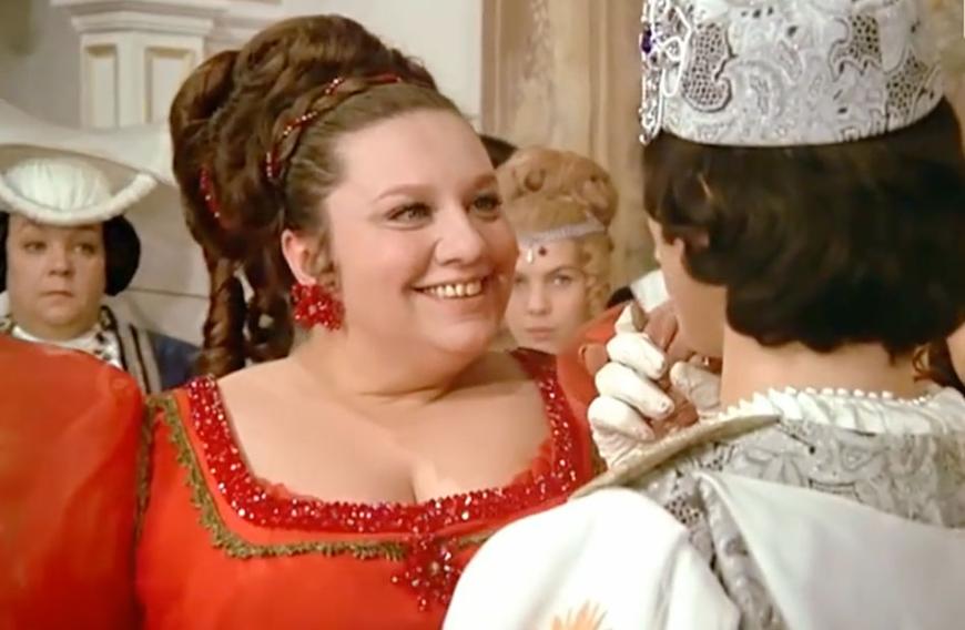 Die Sympathische Kleinroschen Drei Haselnusse Fur