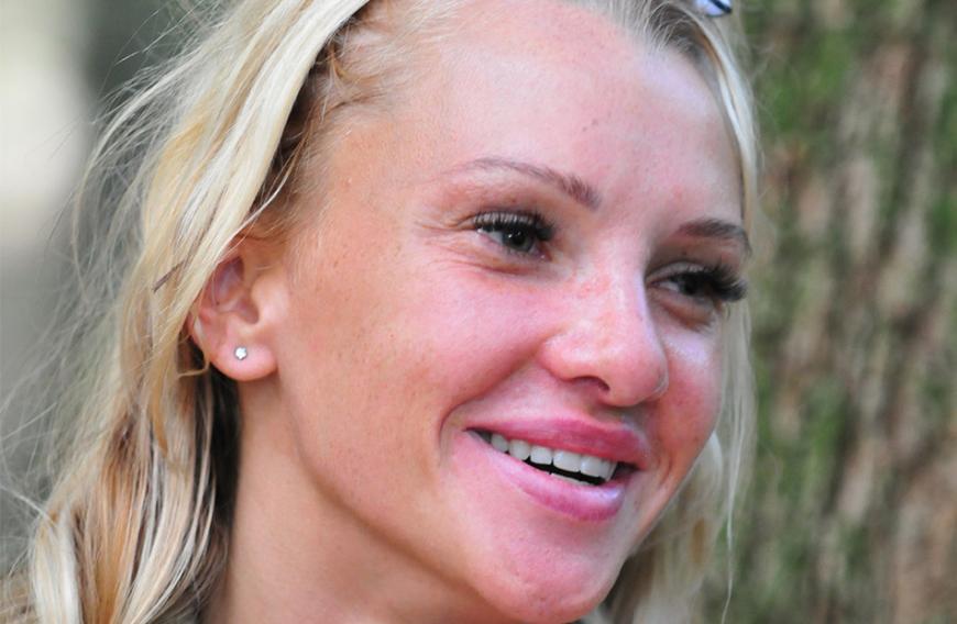 Evelyn Burdecki Lippen Luge Im Dschungelcamp