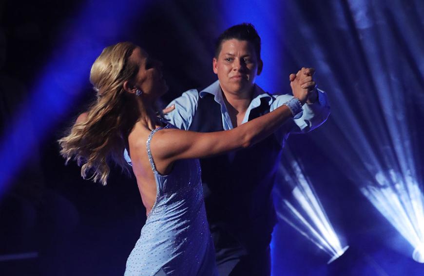 Zweifel Bei Kerstin Ott Let S Dance Aus