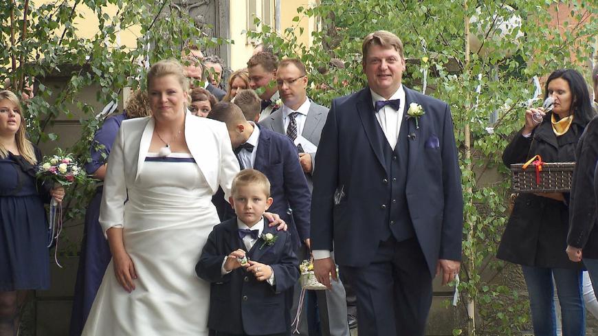 Tv Bauer Sucht Frau Bauer Roland Kommt Mit Verspatung Zur Eigenen Hochzeit Bauer Sucht Frau