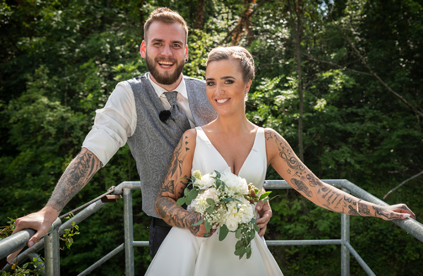 Marc Und Jessica Passen Auf Den Hochzeit Auf Den Ersten