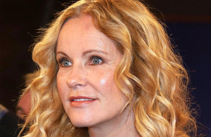 Beim Skifahren Brach Sich Katja Sorge Um Punkt 12 Star Katja Burkard Ski Unfall Ok Magazin