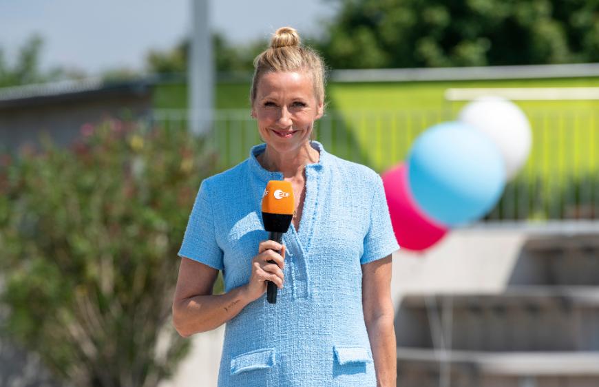 Andrea Kiewel Fernsehgarten Mit Vanessa Mai