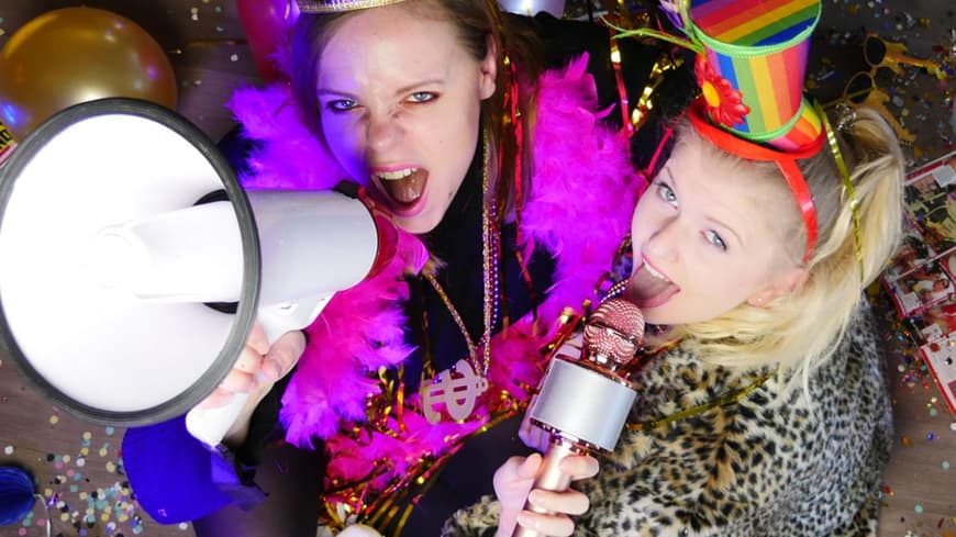 "Fresh oder Trash": Der Promi-Podcast von OK!