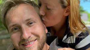 Denise Munding küsst Nils Dwortzak